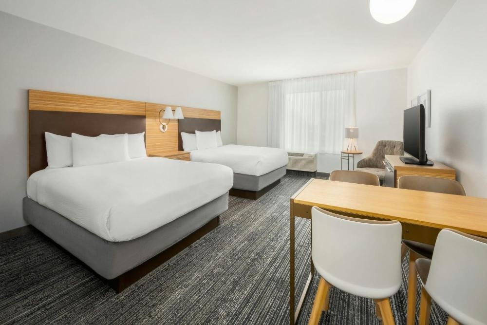 Studio with Two Queen Beds